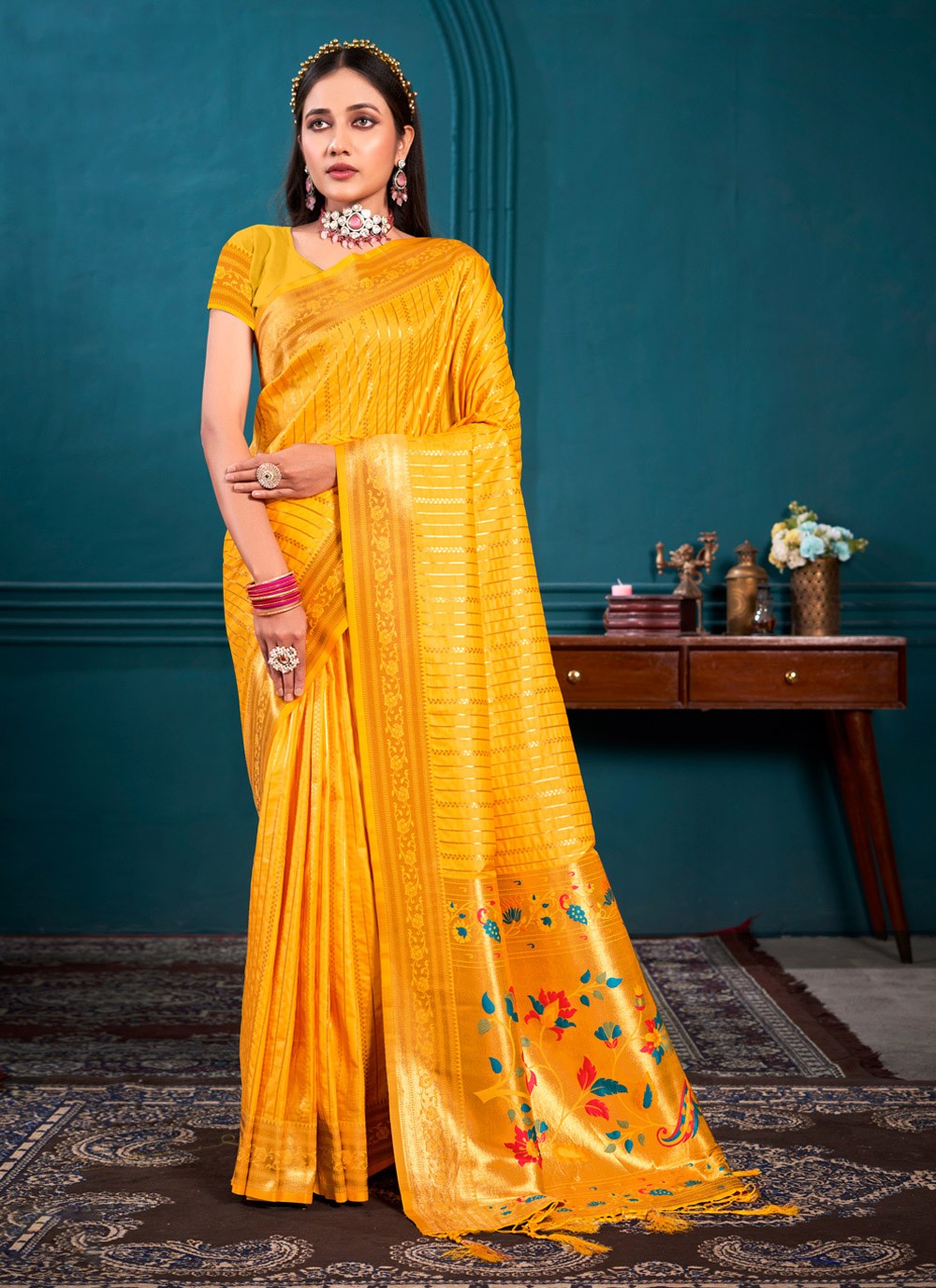 Traditional Weaving Zari Silk Saree - S5528