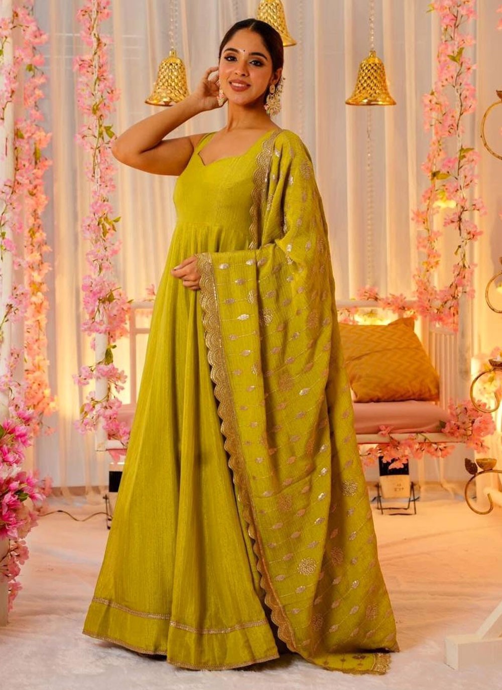 Salwar Suit Sequins Green Silk T5360