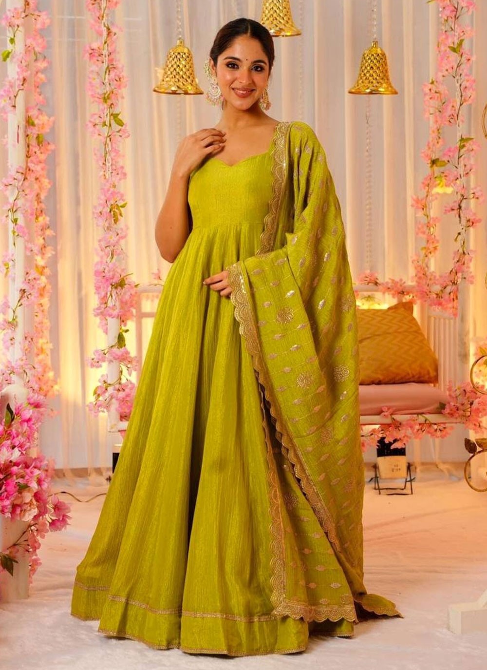 Salwar Suit Sequins Green Silk T5360