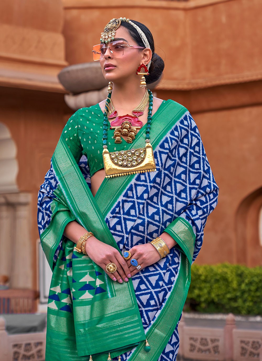 Classic Foliage Prints Silk Saree - S2648
