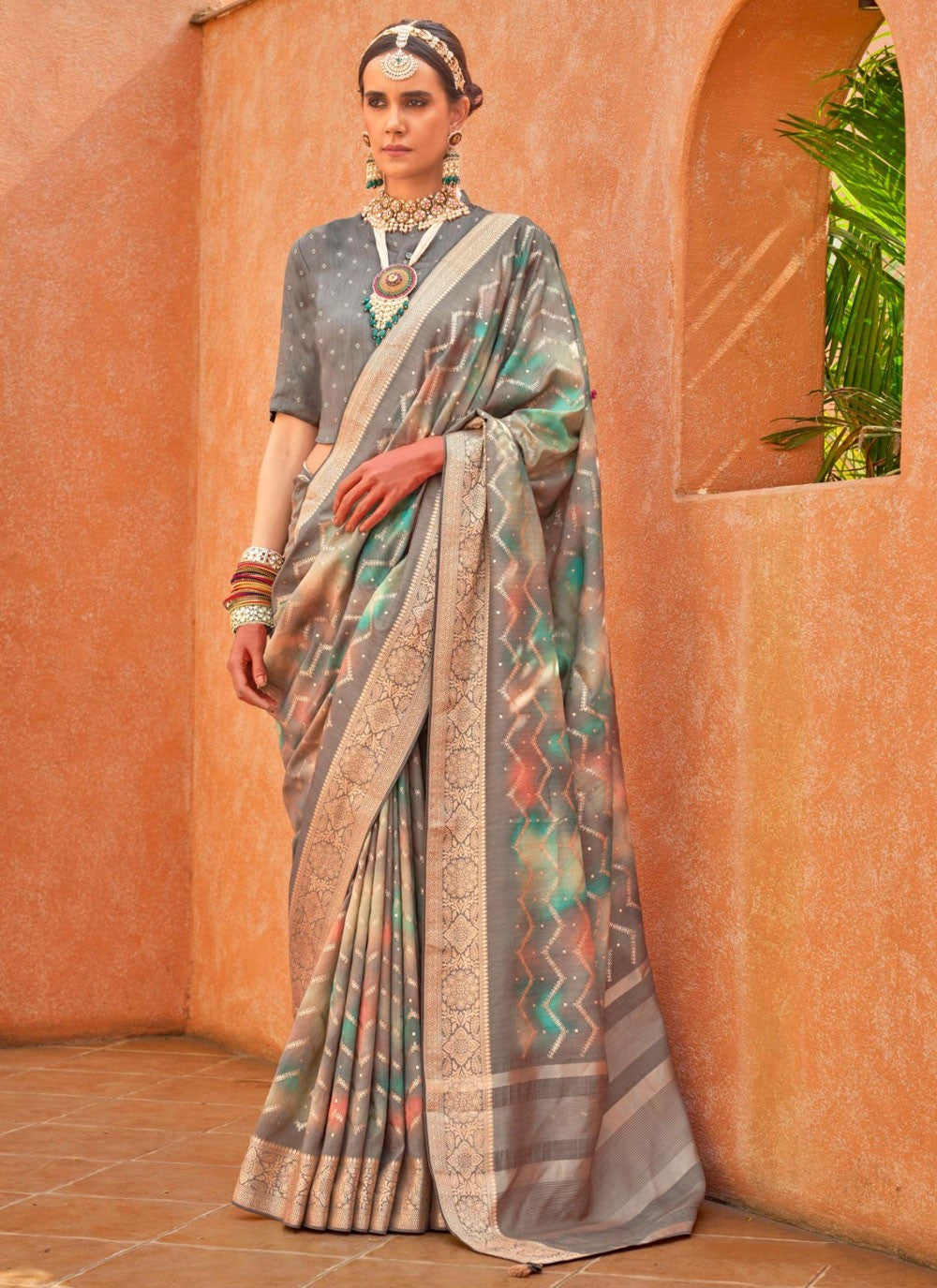 Classic Foliage Prints Silk Saree - S7811