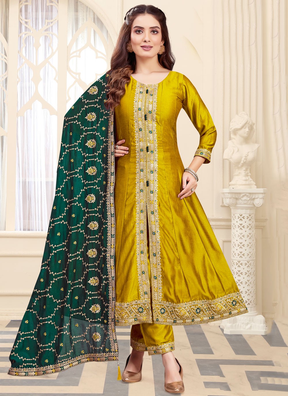Salwar Suit Embroidered Gold Silk T5689