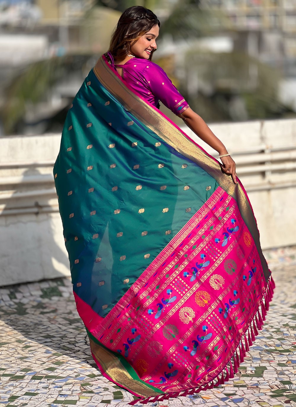 Green Silk Classic Saree Weaving Zari S15778