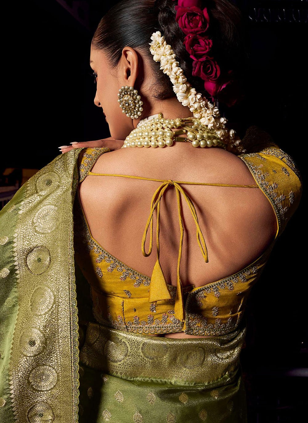 Banarasi Jari Silk Green Trendy Saree S15509