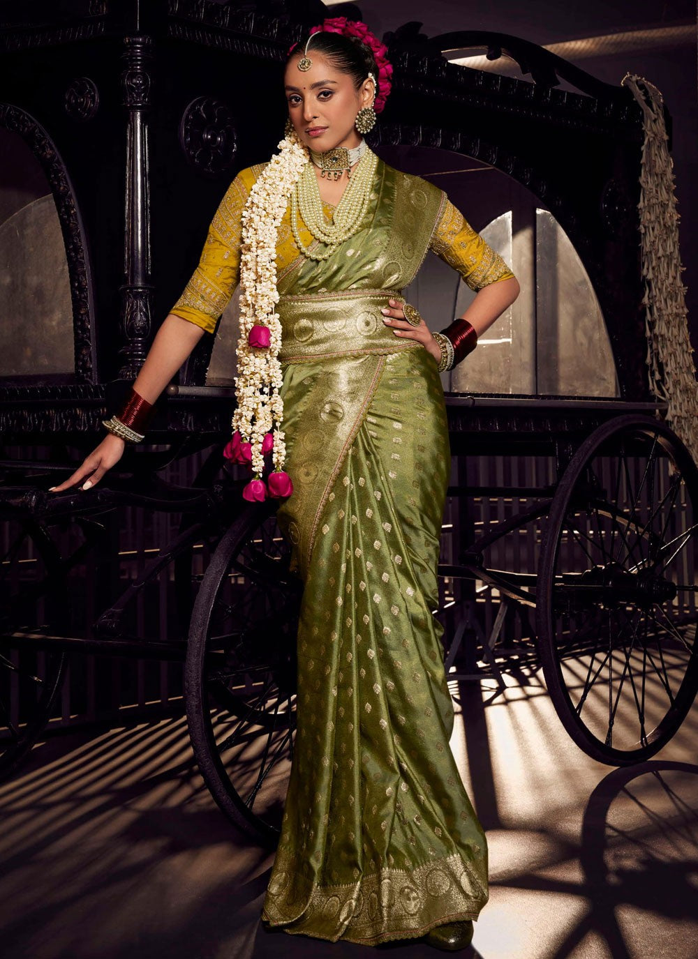 Banarasi Jari Silk Green Trendy Saree S15509