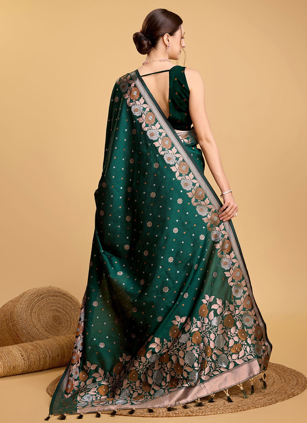 Classic Jacquard Work Silk Saree - S5657