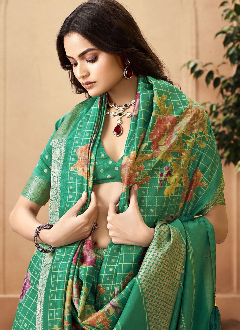 Green Silk Contemporary Saree Printed, Weaving Zari S16291