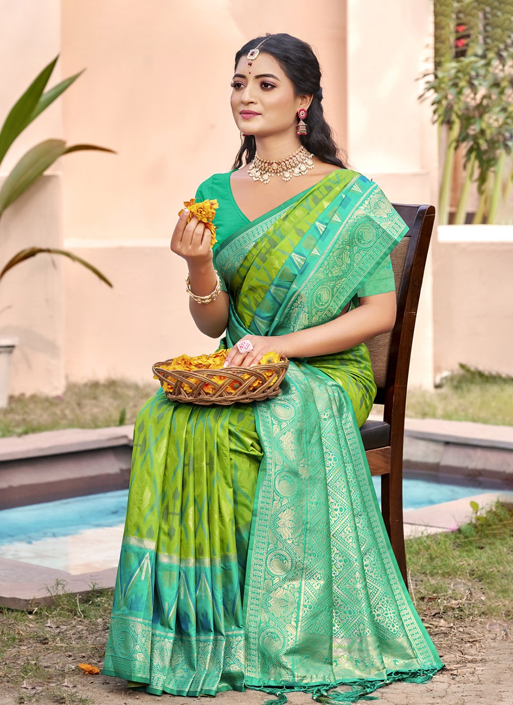 Contemporary Weaving Zari Green Silk Saree S12835
