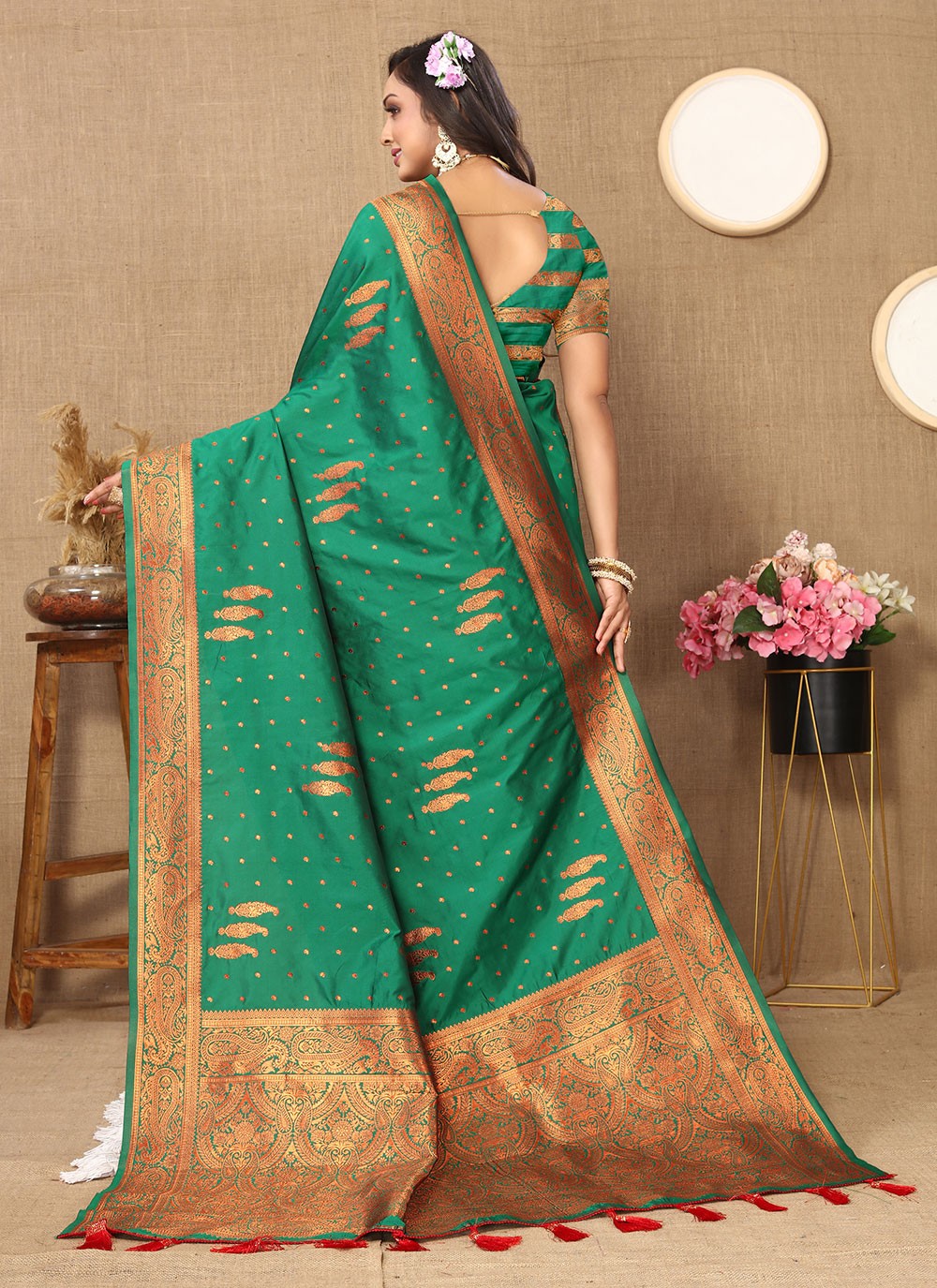 Classic Weaving Zari Silk Saree - S5472