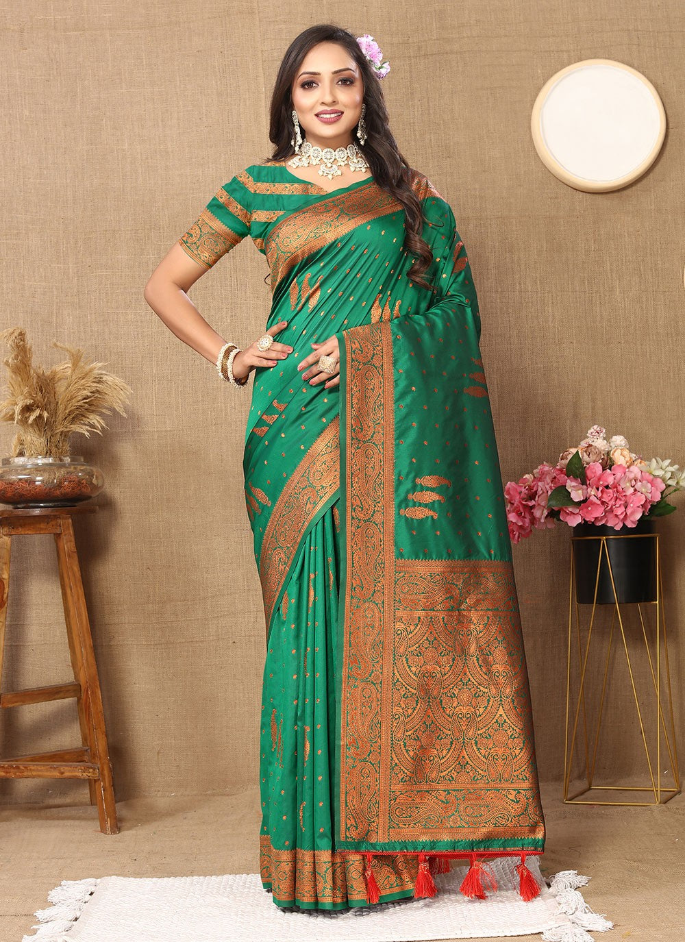 Classic Weaving Zari Silk Saree - S5472