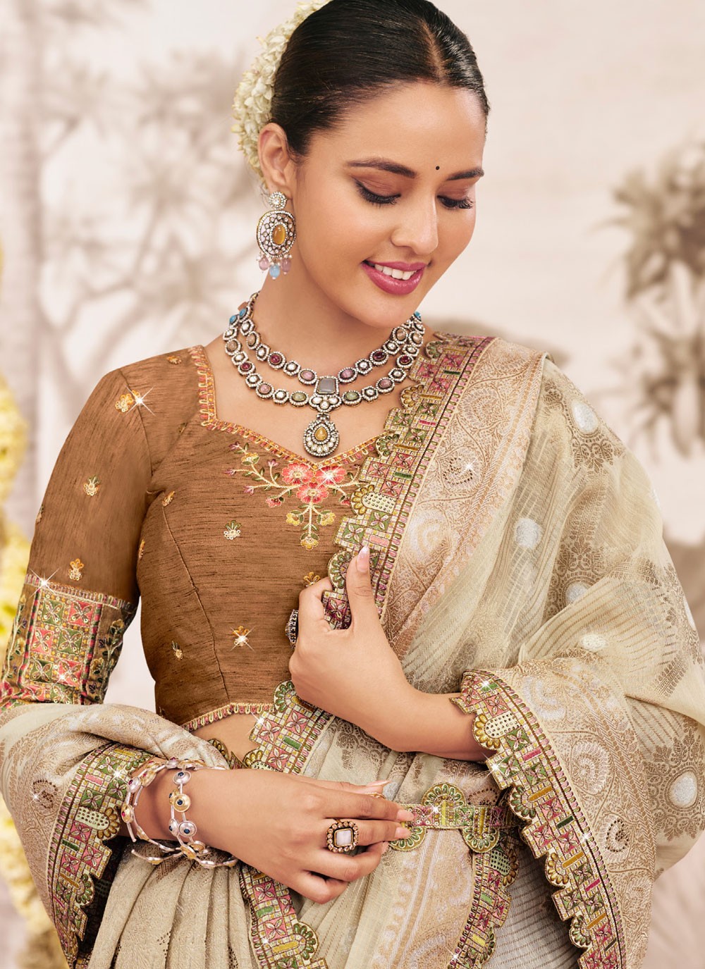 Beige Silk Traditional Saree Embroidered, Lace S19597