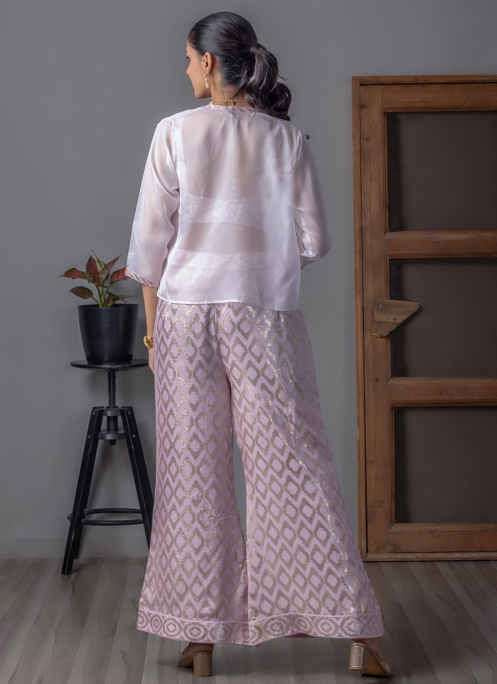 Archive Sequins, Thread 316701 Lavender T6791