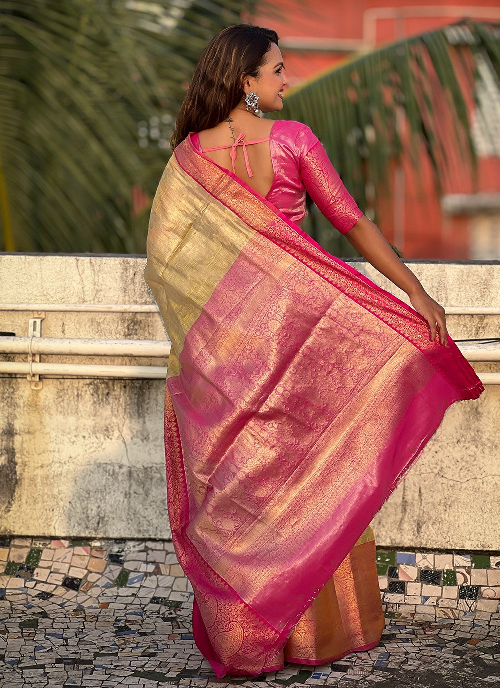 Trendy Weaving Zari Silk, Tissue Saree - S8870
