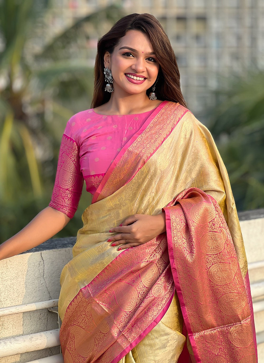 Trendy Weaving Zari Silk, Tissue Saree - S8870