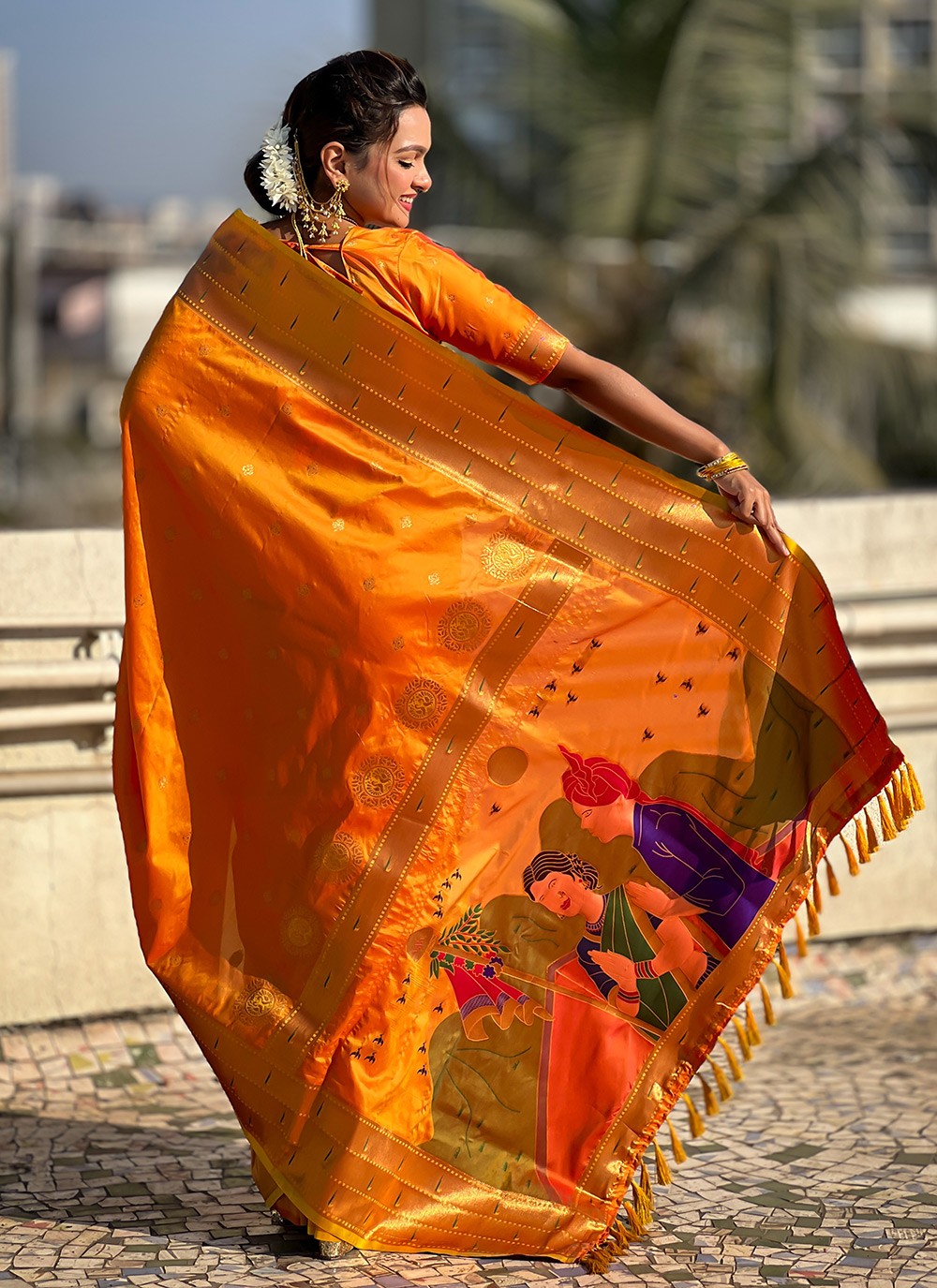 Classic Saree Weaving Zari Orange Silk Saree S13558