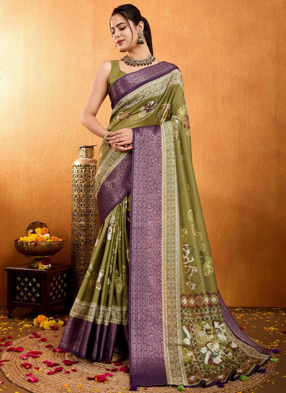 Floral Printed Silk Green Saree S13778