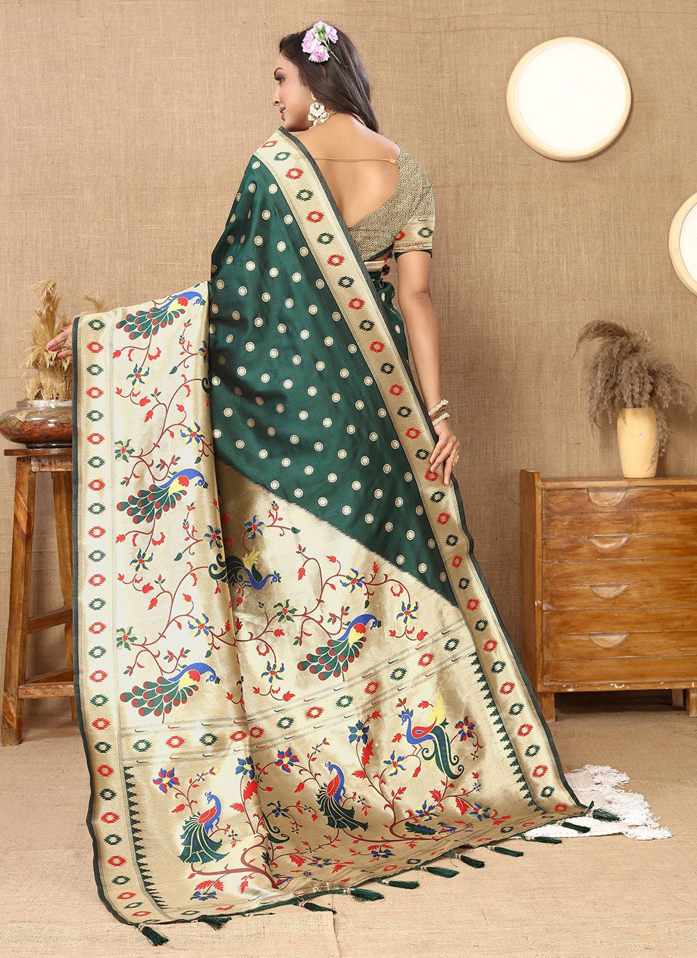 Classic Weaving Zari Silk Saree - S5622