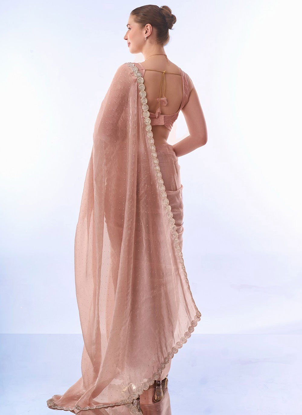 Contemporary Plain Silk Saree - S8116