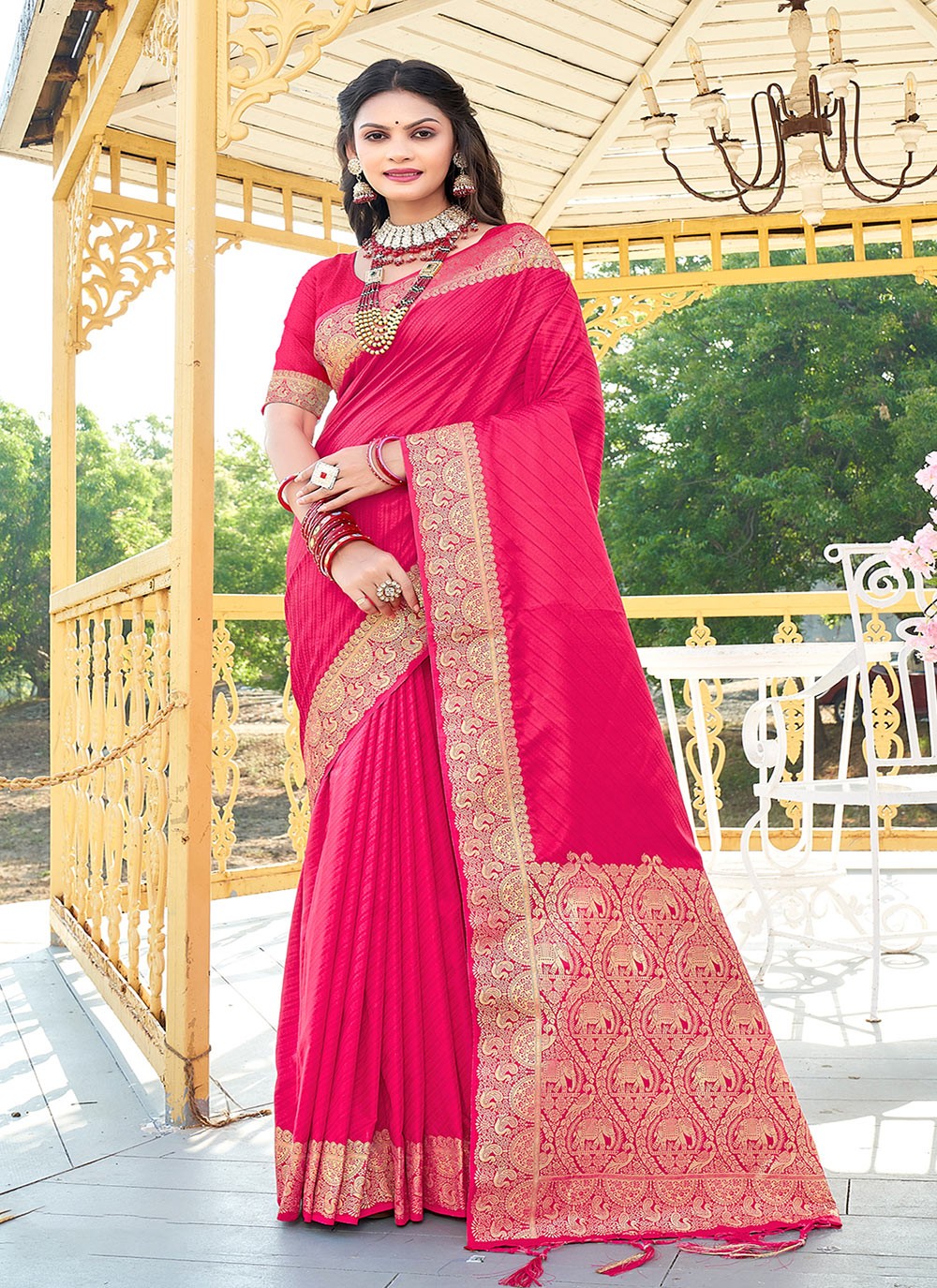 Traditional Weaving Zari Silk Saree - S6658