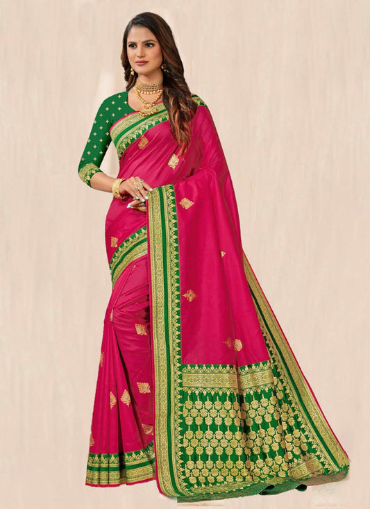 Traditional Woven Silk Saree - S7364
