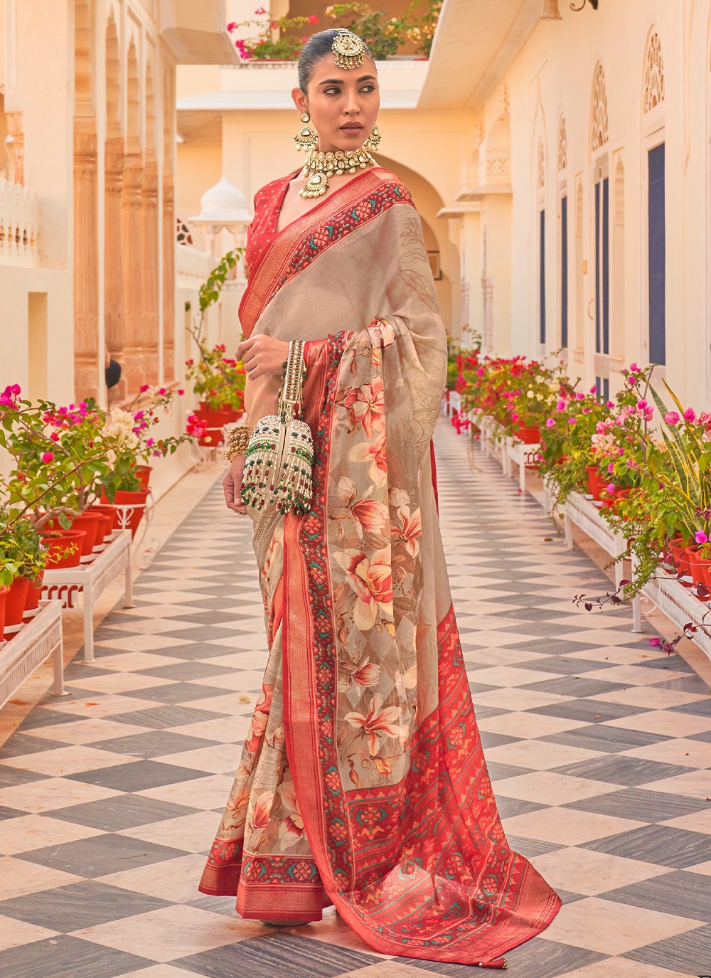 Trendy Printed Chiffon, Silk Saree - S2770