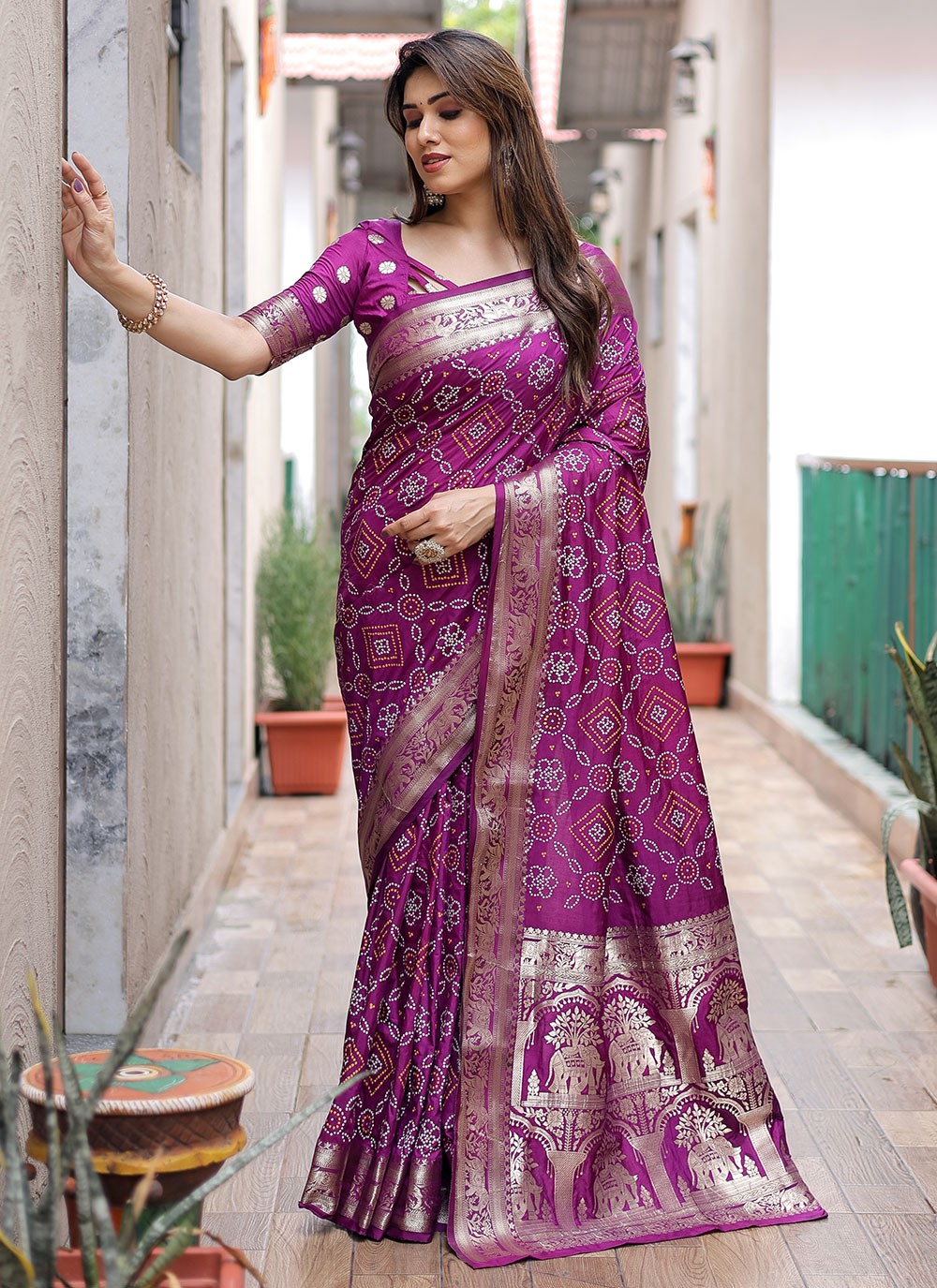 Classic Bandhej Silk Saree - S6919