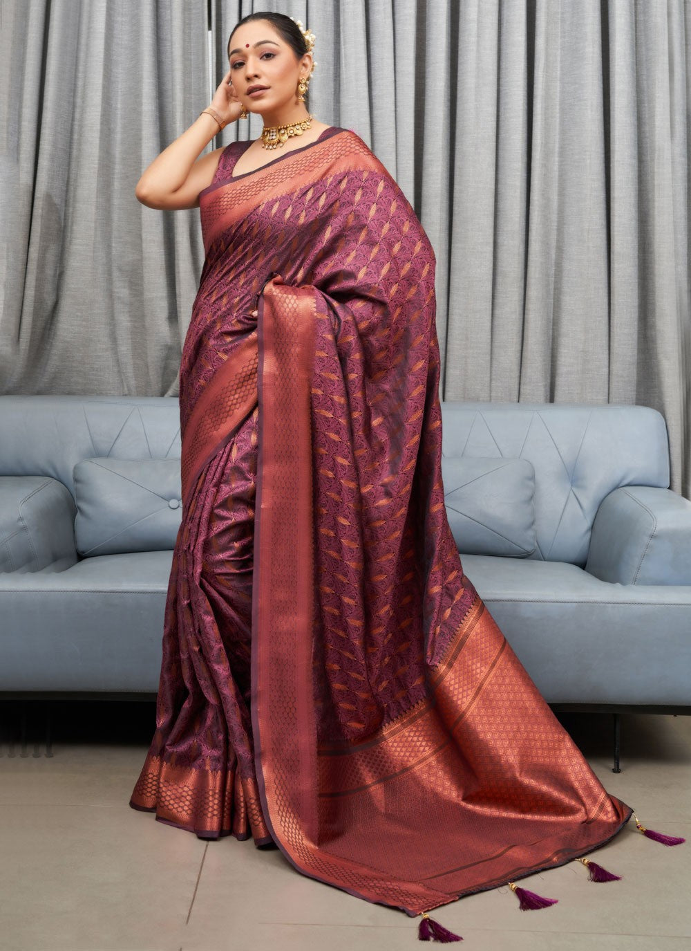 Traditional Jacquard Work Silk Saree - S2820