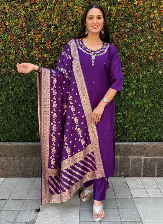 Salwar Suit Embroidered Violet Silk T5084