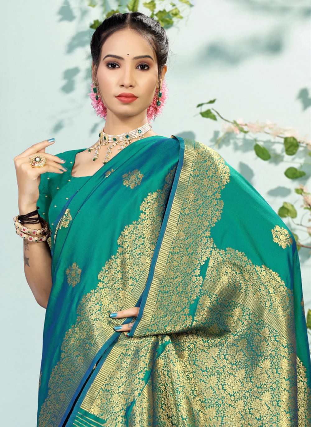 Classic Woven Silk Saree - S7371