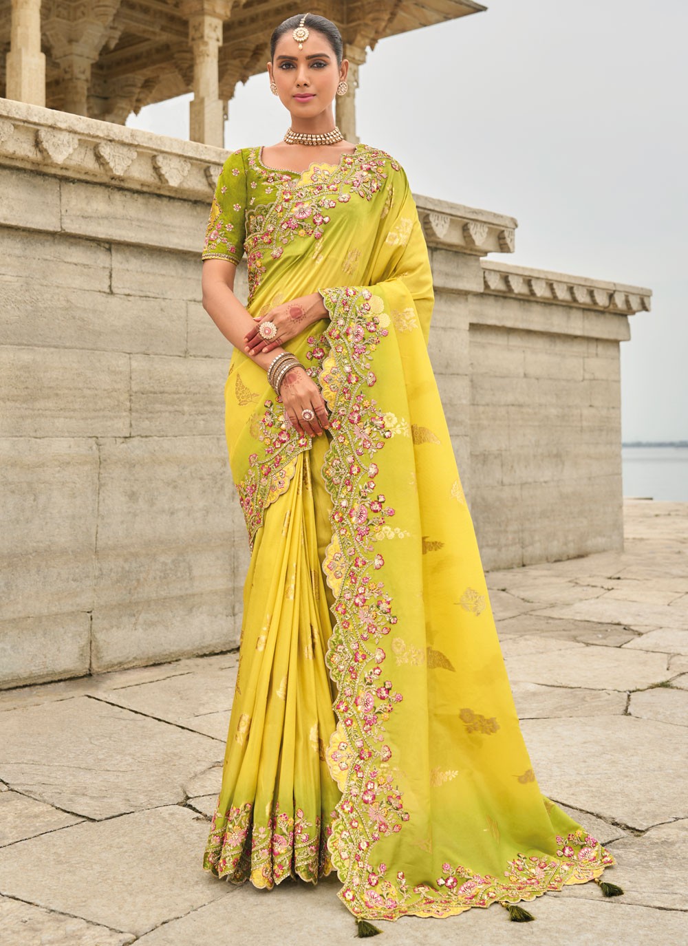 Classic Saree Buttis Yellow Silk Saree S13022