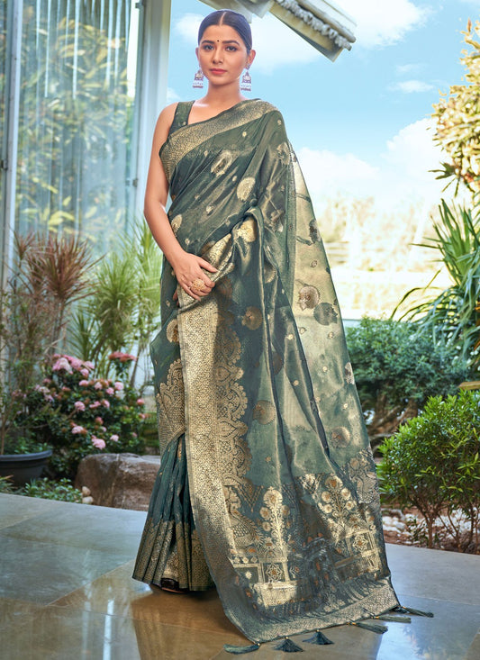Classic Woven Silk Saree - S6408