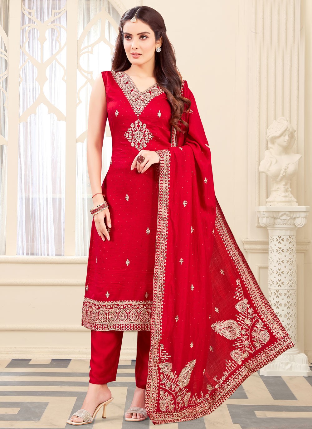 Salwar Suit Embroidered Red Silk T5657