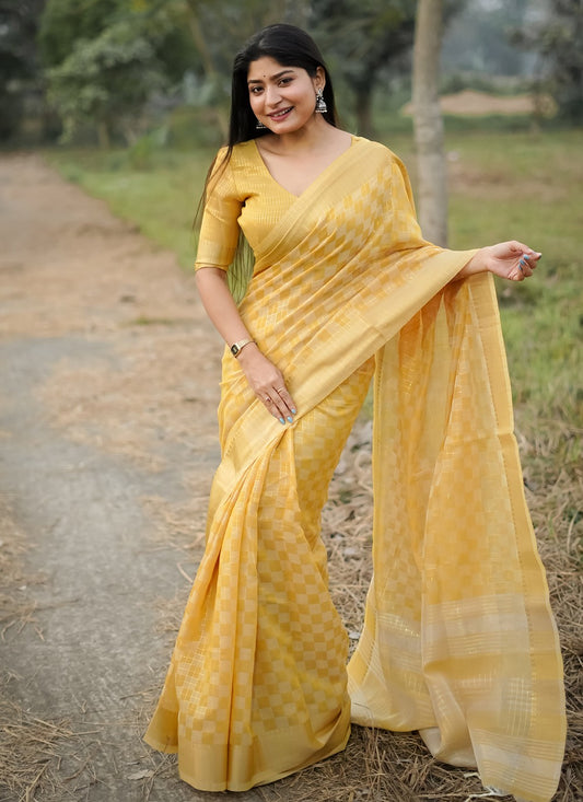 Weaving Zari Silk Yellow Saree S14796