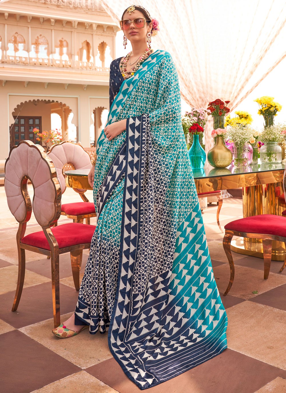 Trendy Saree Geometric Print Blue Silk S12559