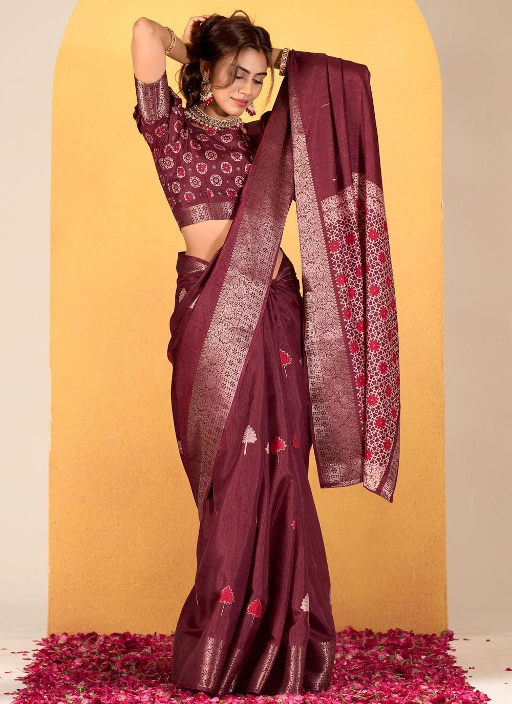 Classic Foliage Prints Silk Saree - S7675