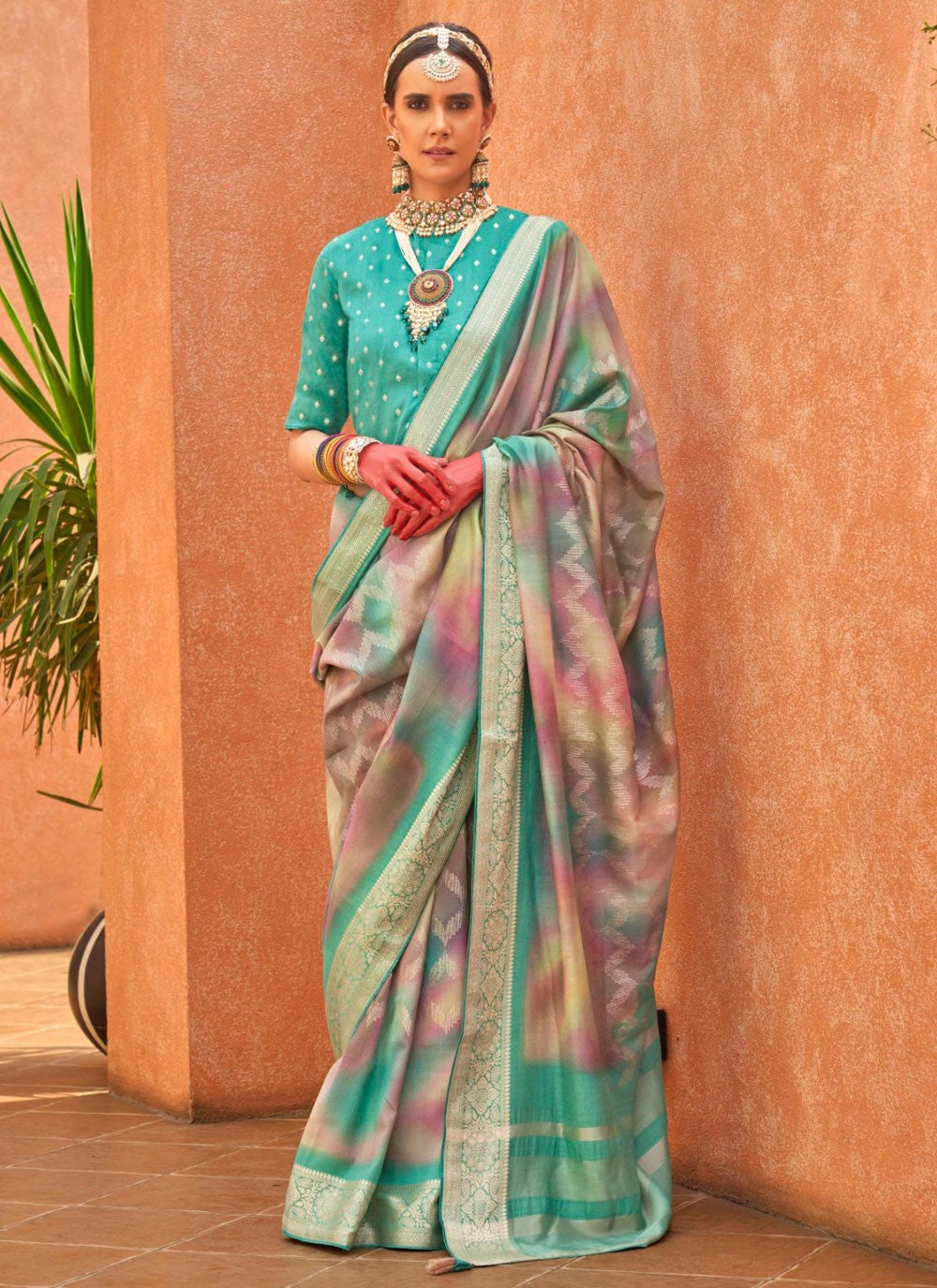Classic Foliage Prints Silk Saree - S7811