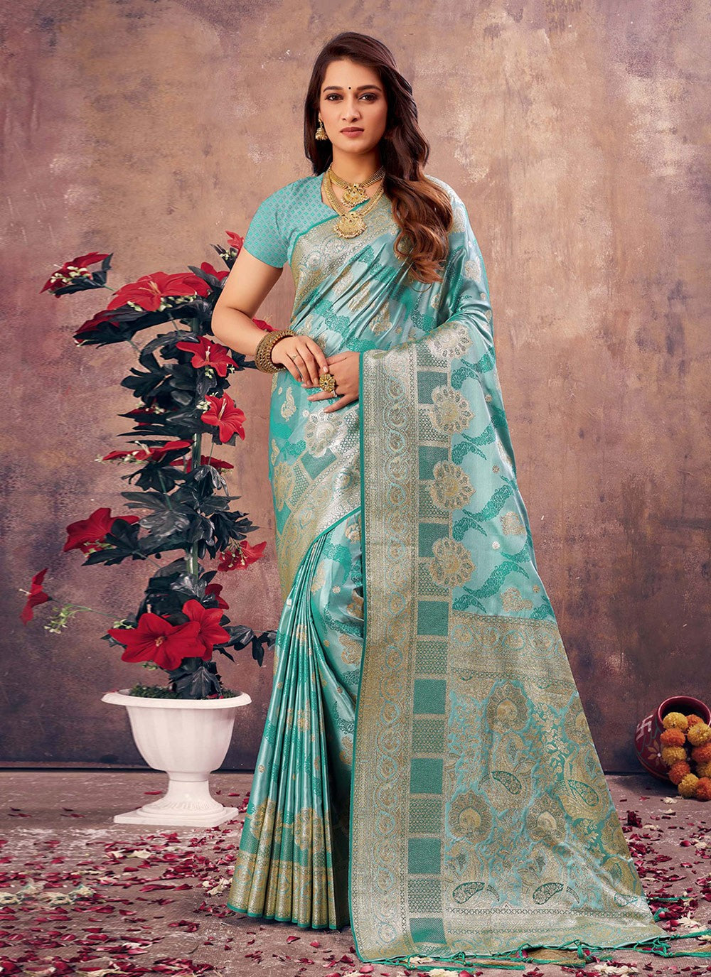 Contemporary Weaving Zari Silk Saree - S3519