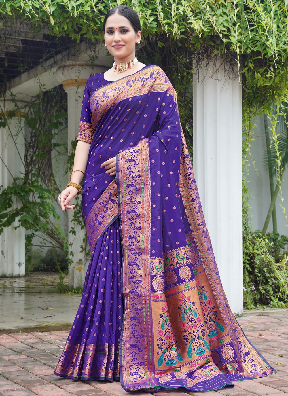 Traditional Weaving Zari Violet Paithni S12642
