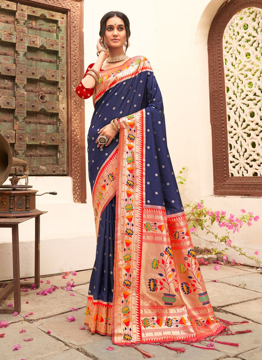 Traditional Weaving Zari Silk Saree - S3263