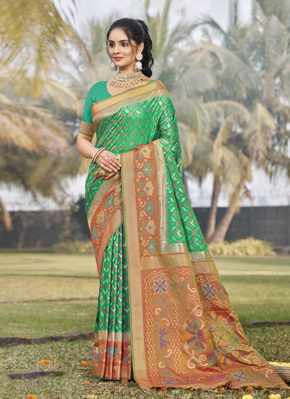 Classic Saree Weaving Zari Sea Green Silk S12925
