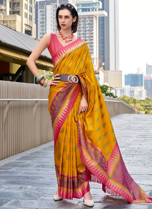 Weaving Zari Silk Multi Colour Classic Saree S15225