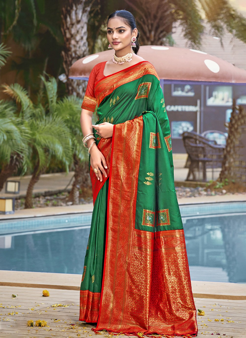 Classic Weaving Zari Silk Cream Saree - S11288