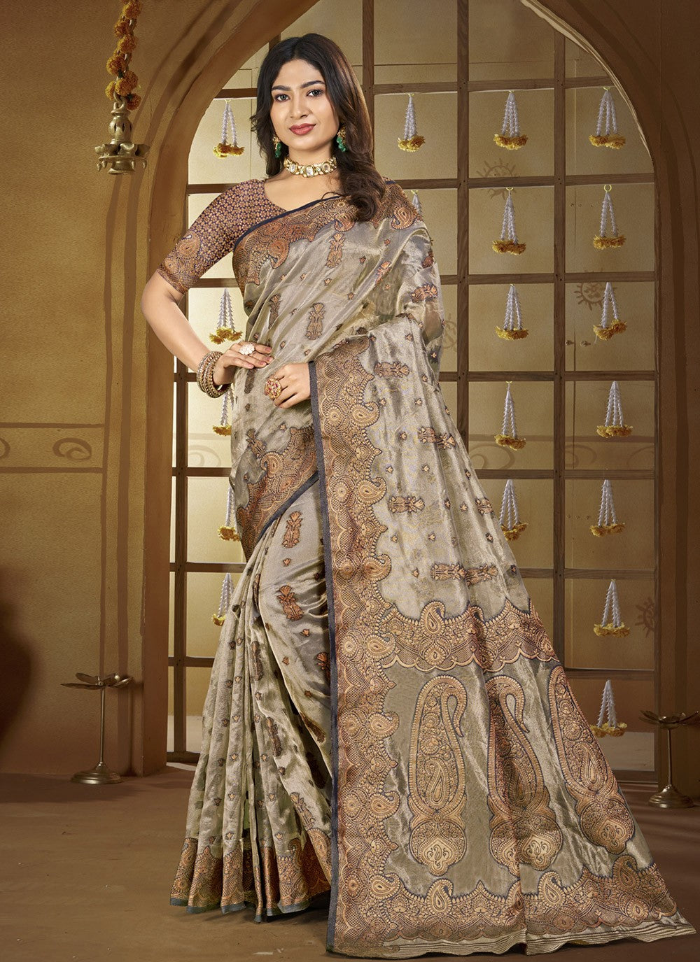 Classic Saree Weaving Zari Grey Silk S12729