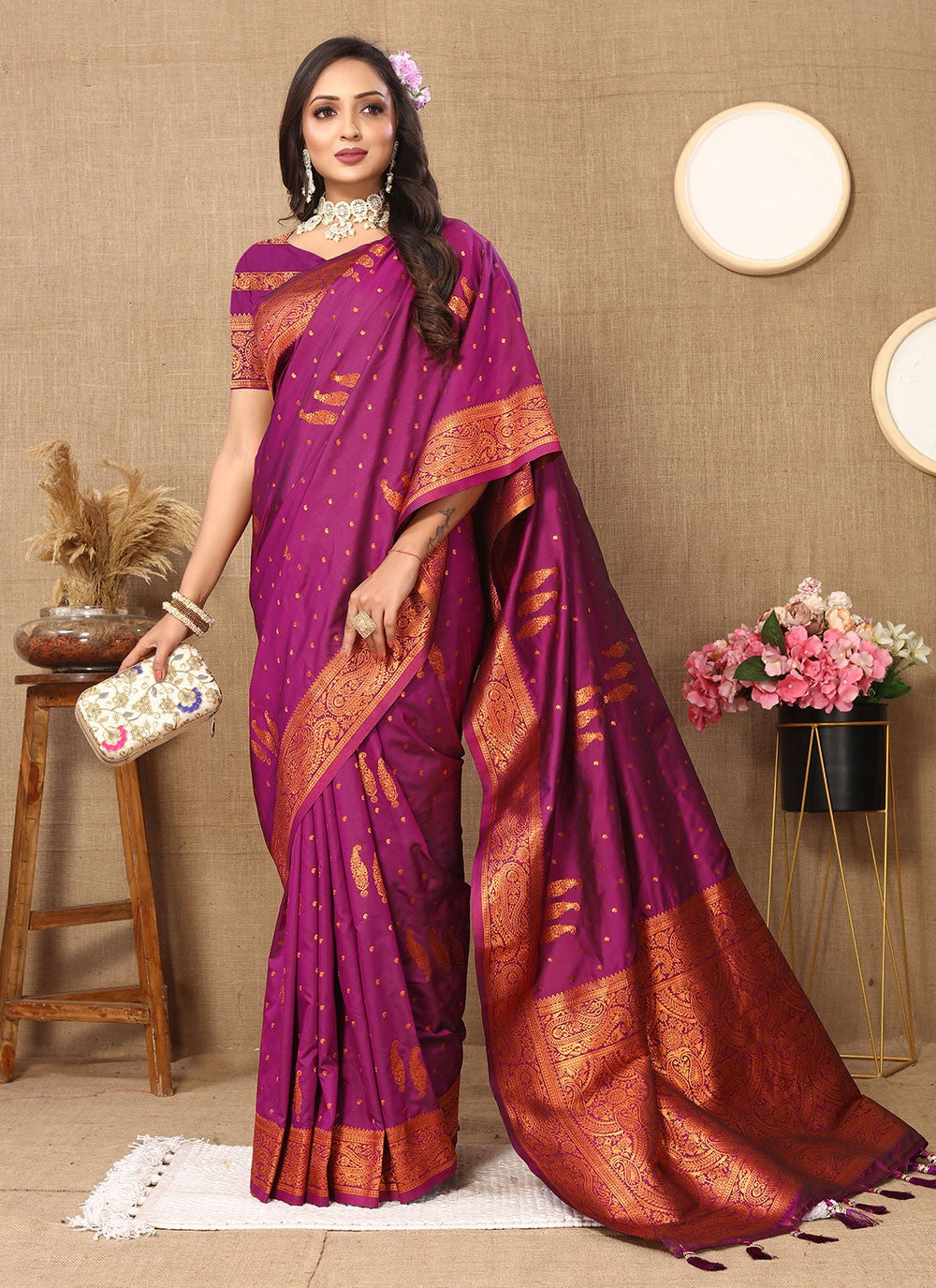 Classic Weaving Zari Silk Saree - S5472