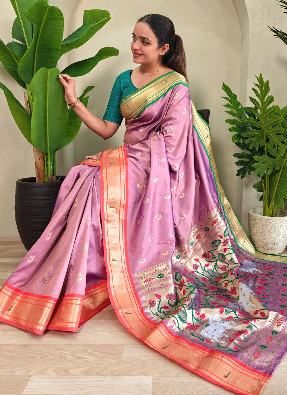 Weaving Zari Silk Pink Contemporary Saree S15015
