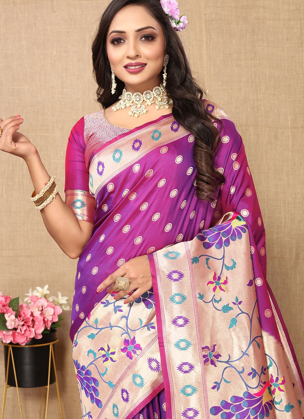 Classic Weaving Zari Silk Saree - S5622