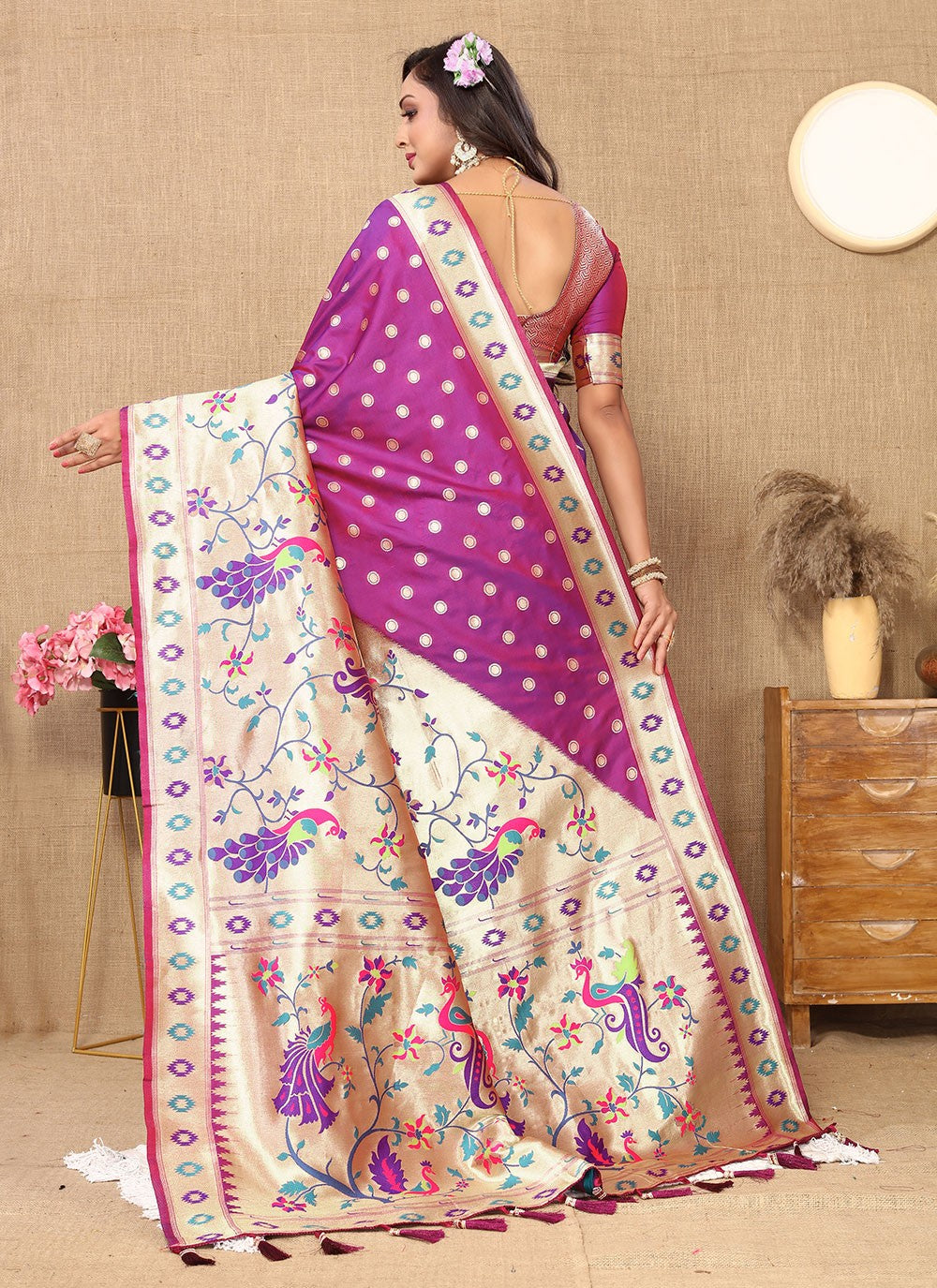 Classic Weaving Zari Silk Saree - S5622