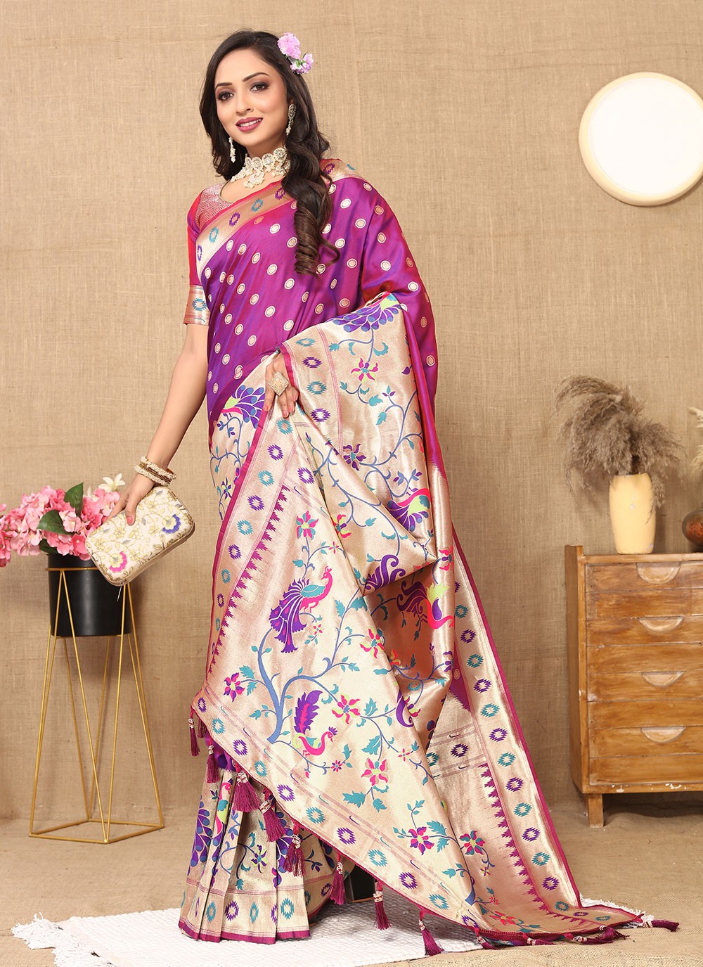 Classic Weaving Zari Silk Saree - S5622