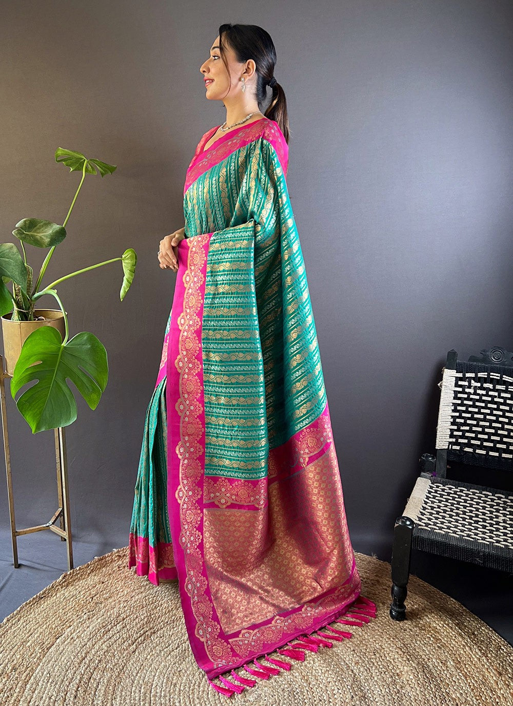Traditional Weaving Zari Silk Saree - S7606