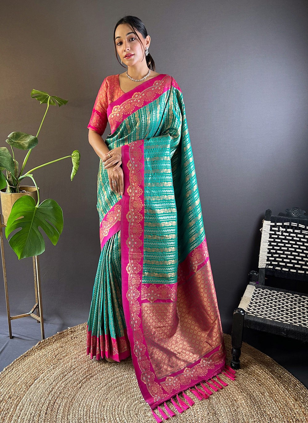 Traditional Weaving Zari Silk Saree - S7606